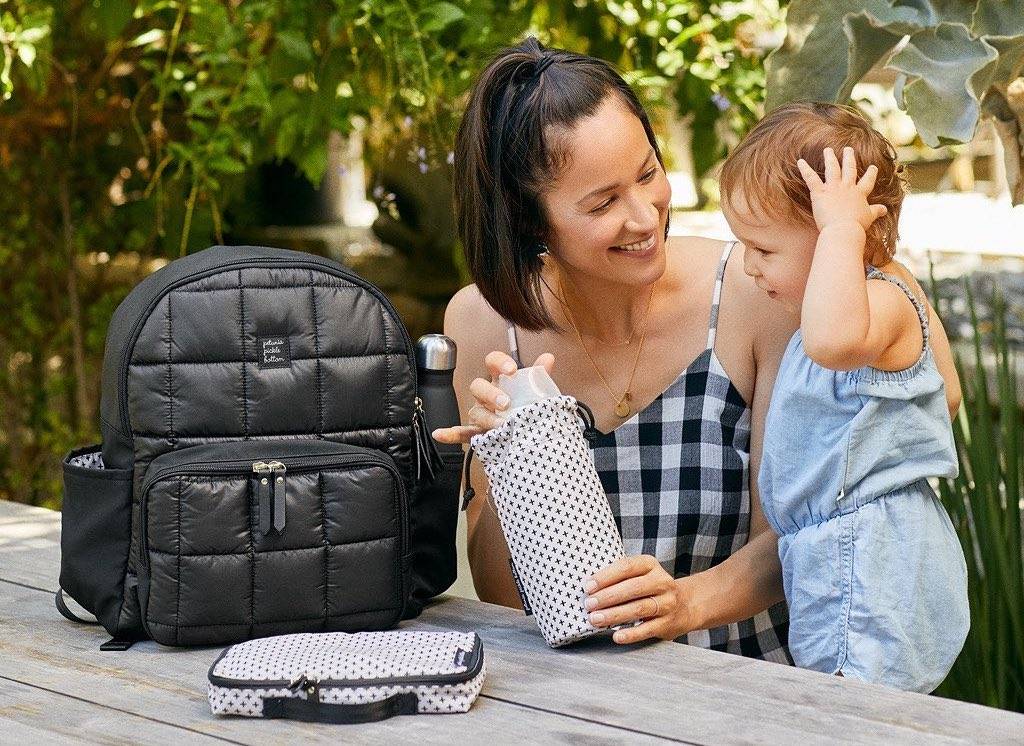 Diaper Bag Essentials for Your First Outing With Your Baby