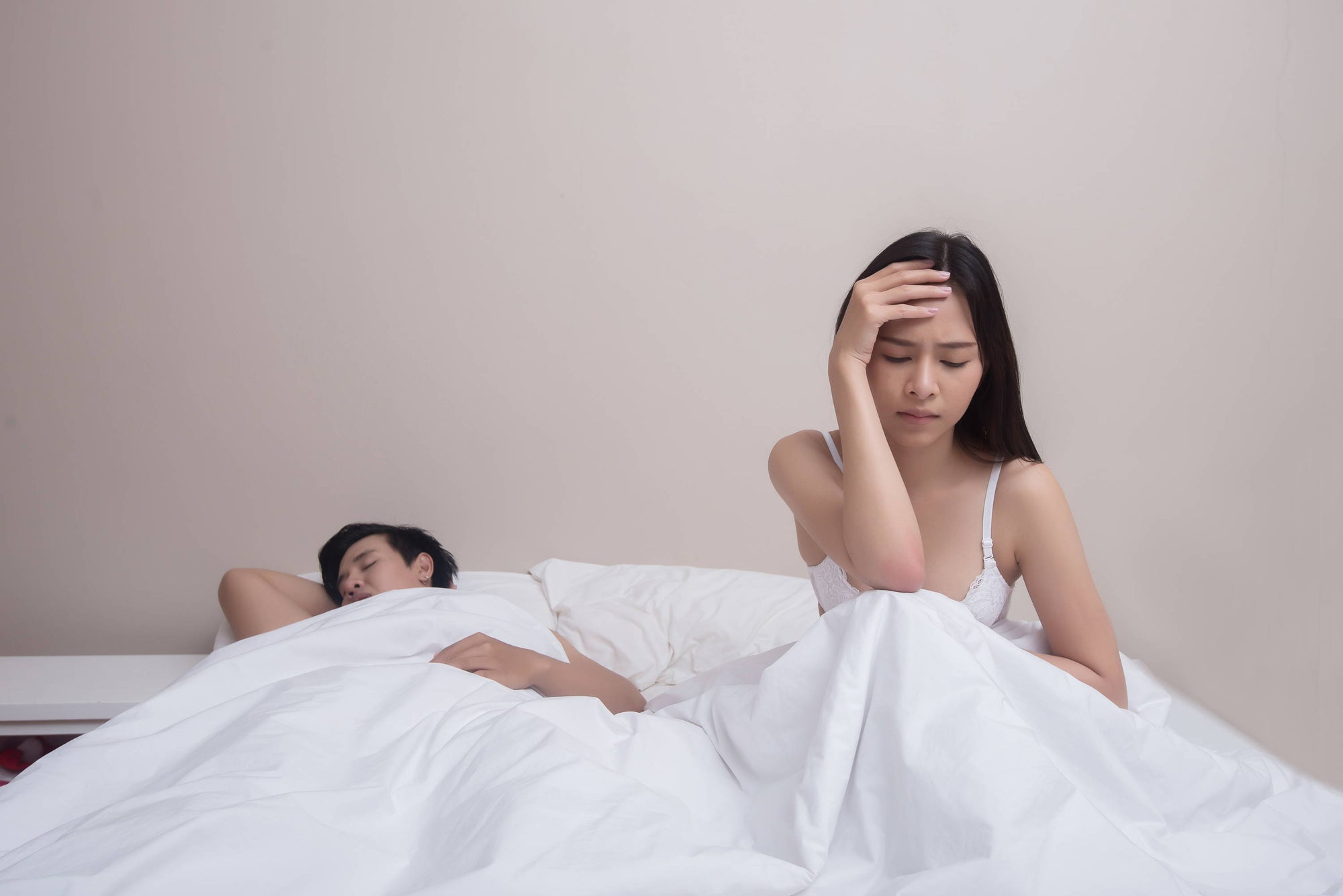 Silent Signs of Bedroom Intimacy Issues between Couples