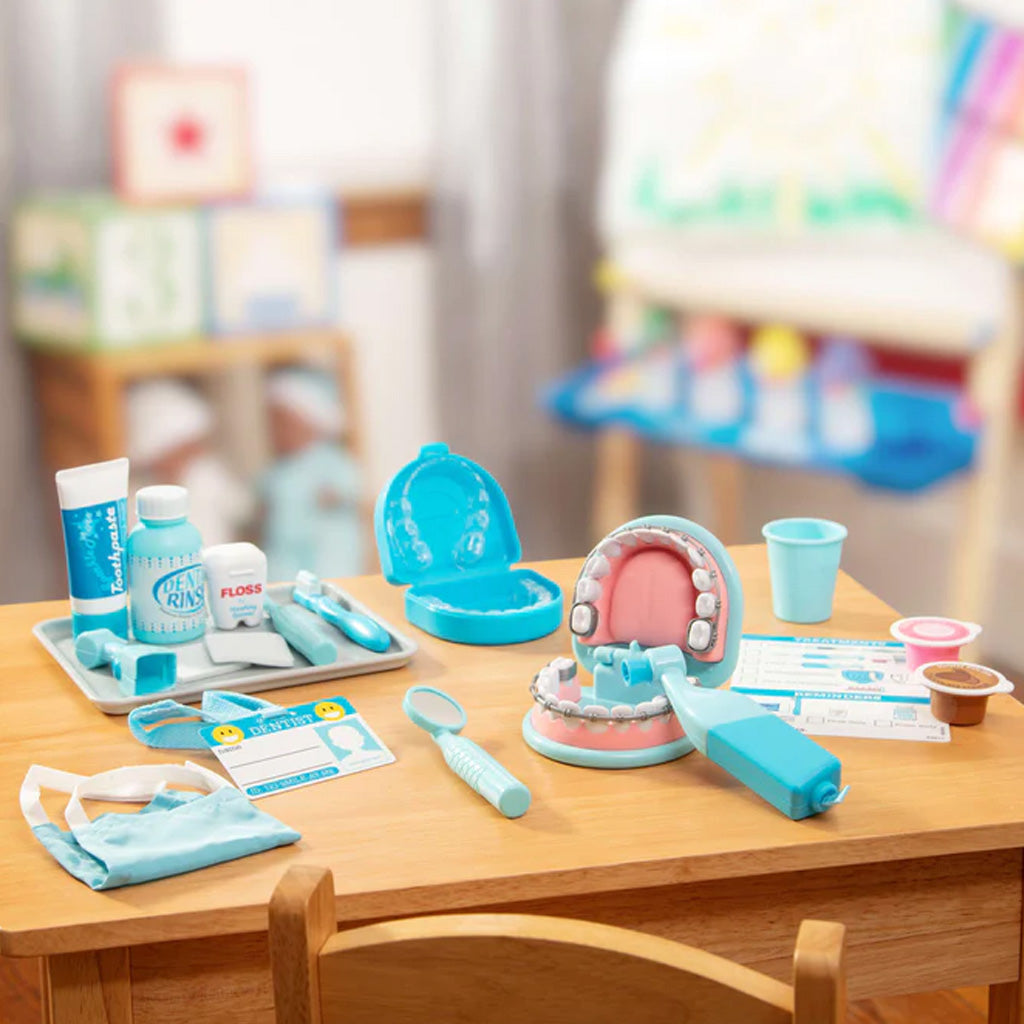 Melissa & Doug Super Smile Dentist Play Set