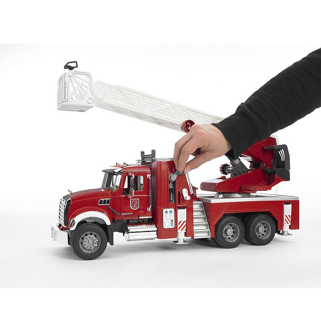 Bruder MACK Granite fire engine with water pump