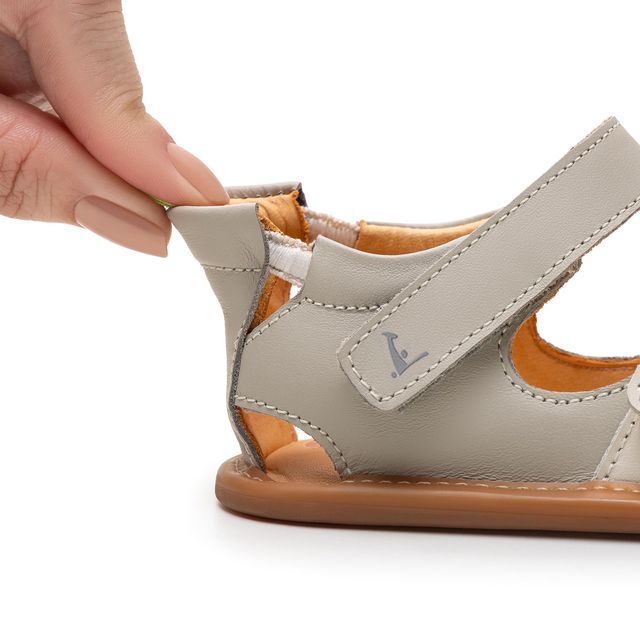 Tip Toey Joey Crunchy