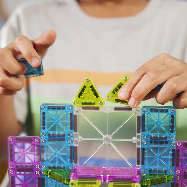 The Original Magna-Tiles Travel Deluxe™