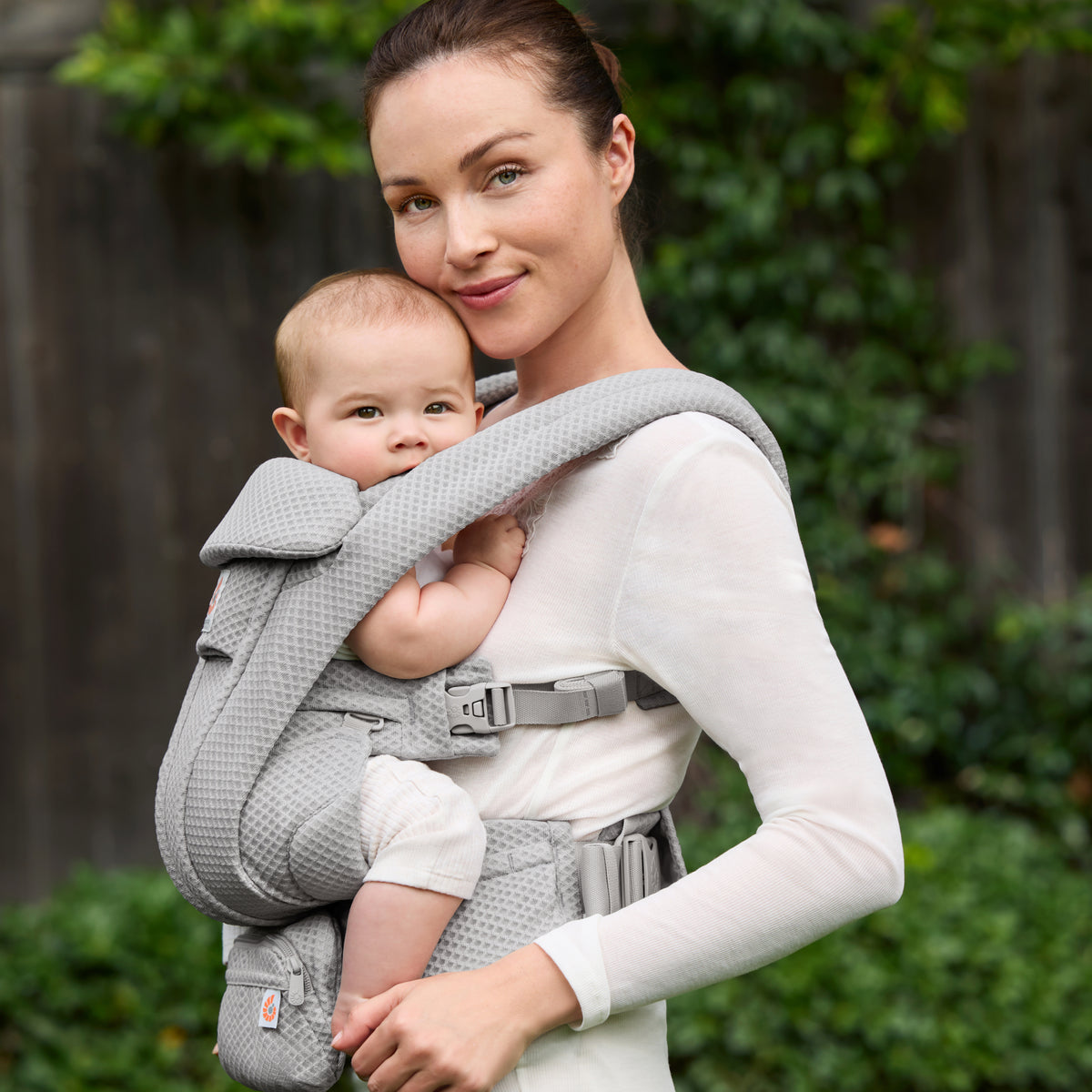 Ergobaby Omni Deluxe All-In-One Mesh Baby Carrier