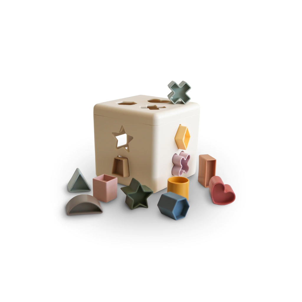Mushie Shape Sorting Box