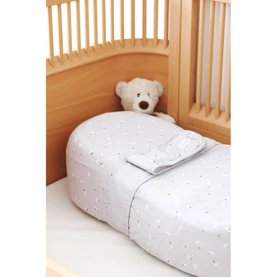 Red Castle Cocoonababy Nest (Moon & Stars)