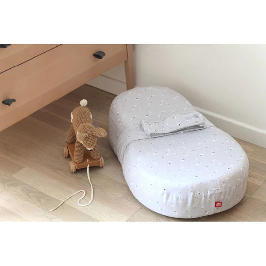 Red Castle Cocoonababy Nest (Moon & Stars)