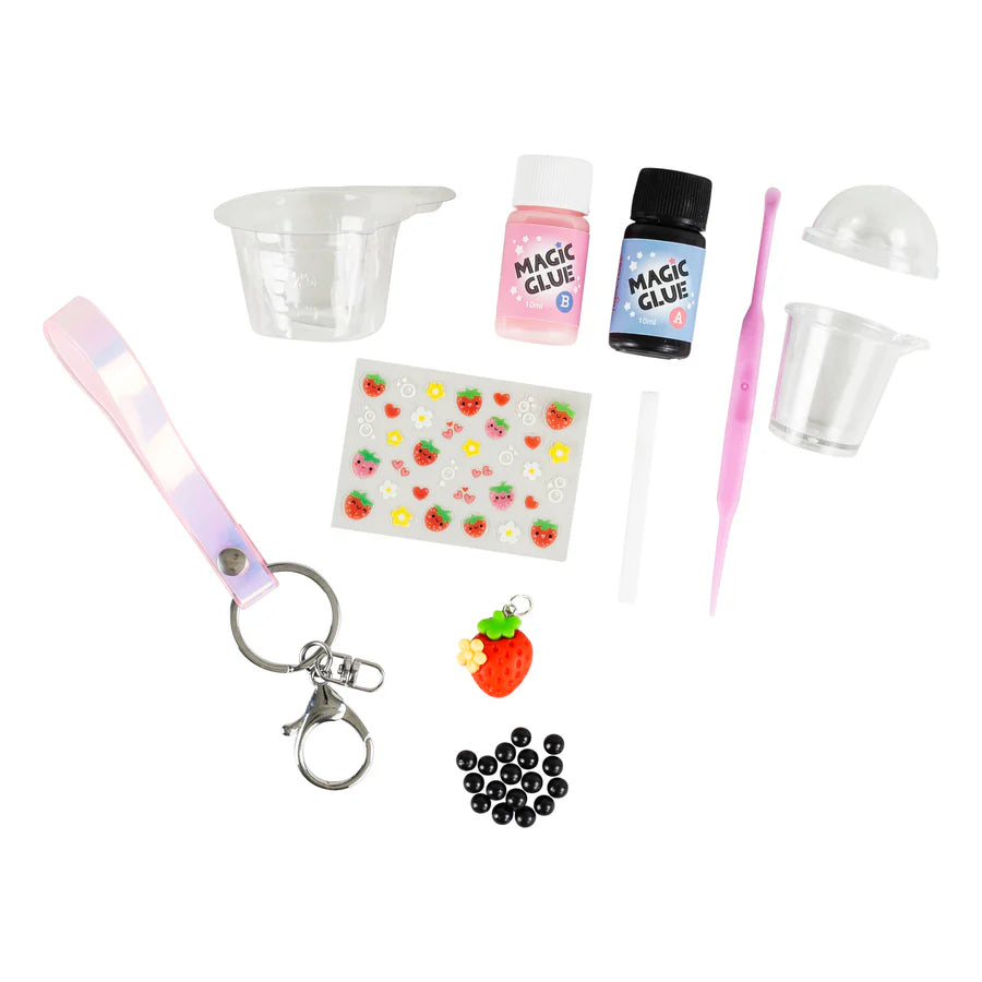 Tiger Tribe Bag Charm Kit (Strawberry Bubble Tea)