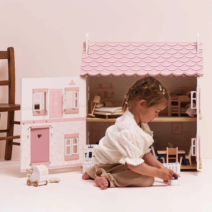 Le Toy Van Sophie's Wooden Dolls House