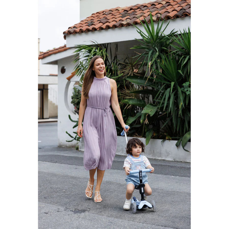 Micro Mini Scooter Deluxe Rock & Go LED