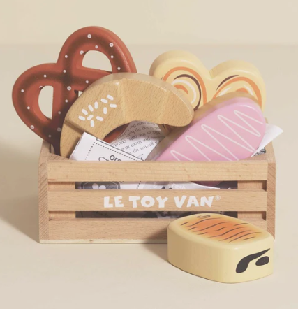 Le Toy Van Wooden Market Crate (Bakery & Patisserie)
