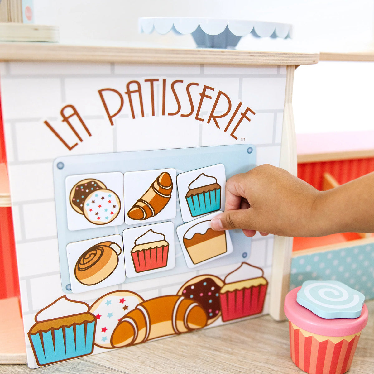 Melissa & Doug Wooden La Patisserie Bakery