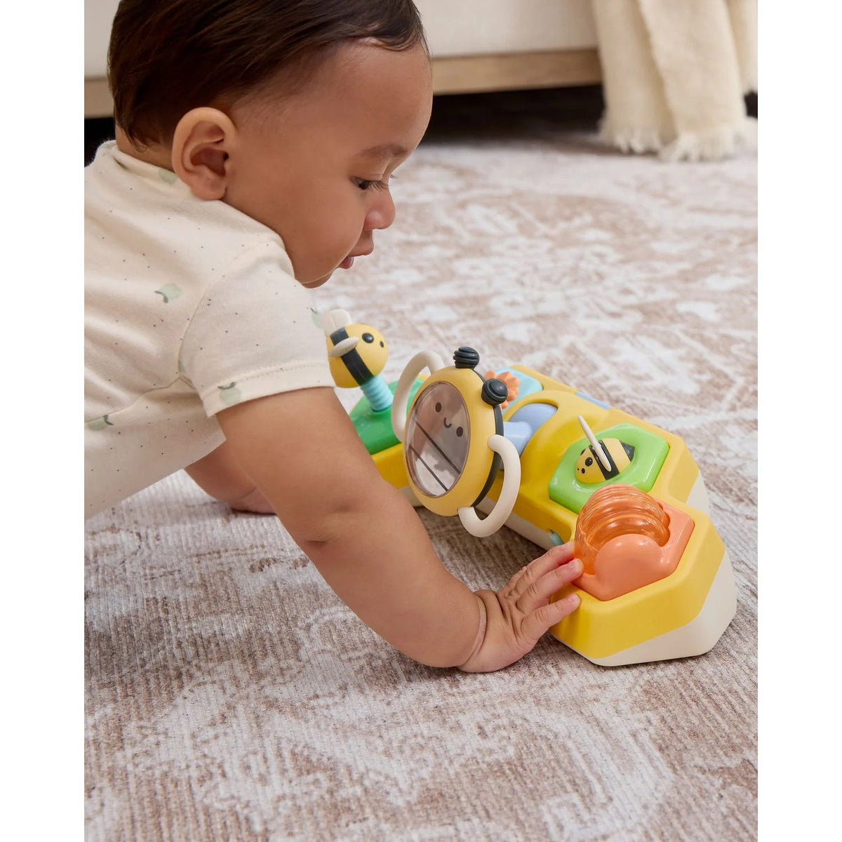 Skip Hop Farmstand See & Bee Steering Wheel