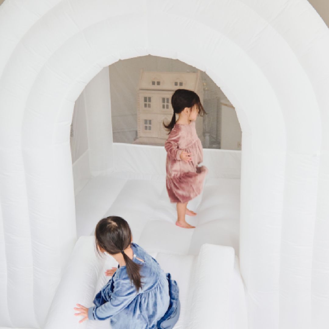 Puffie Rainbow Bounce House