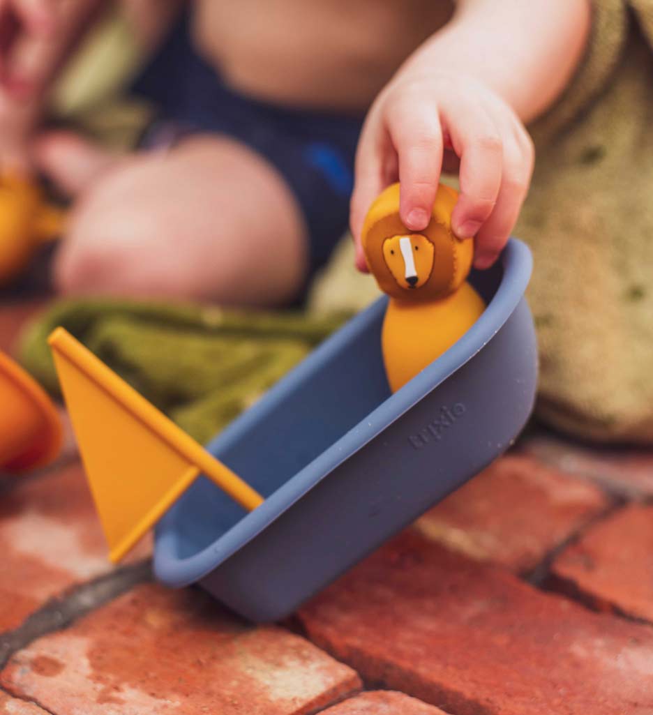 Trixie Bath Toy Submarine