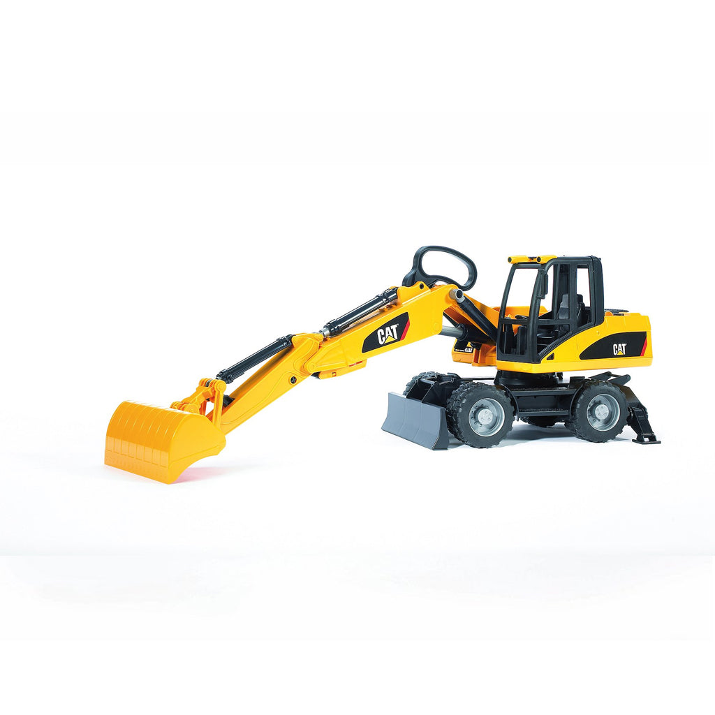 Bruder Cat® Wheel Excavator