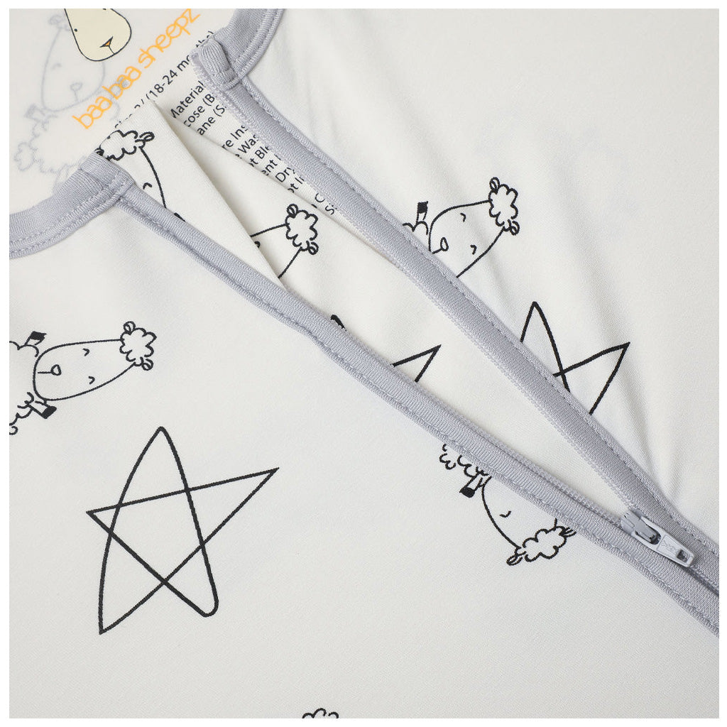 Baa Baa Sheepz Wearable Blanket Zip Big Star and Sheepz White