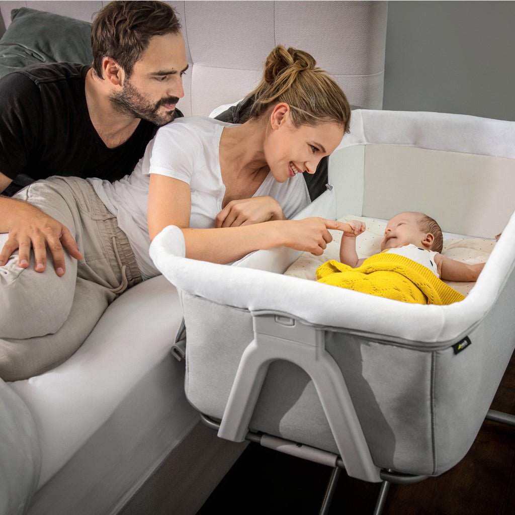 Hauck Face To Me Bedside Cot with Anti-Reflux Position & Adjustable Heights