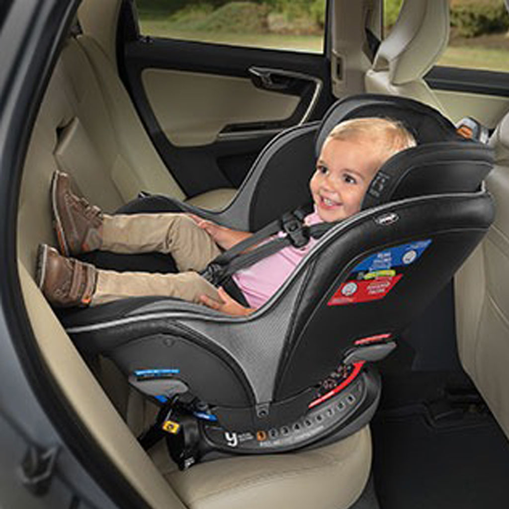 Chicco NEXTFIT ZIP MAX Car Seat