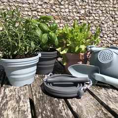 Scrunch in the Garden – seedling pot and trowel