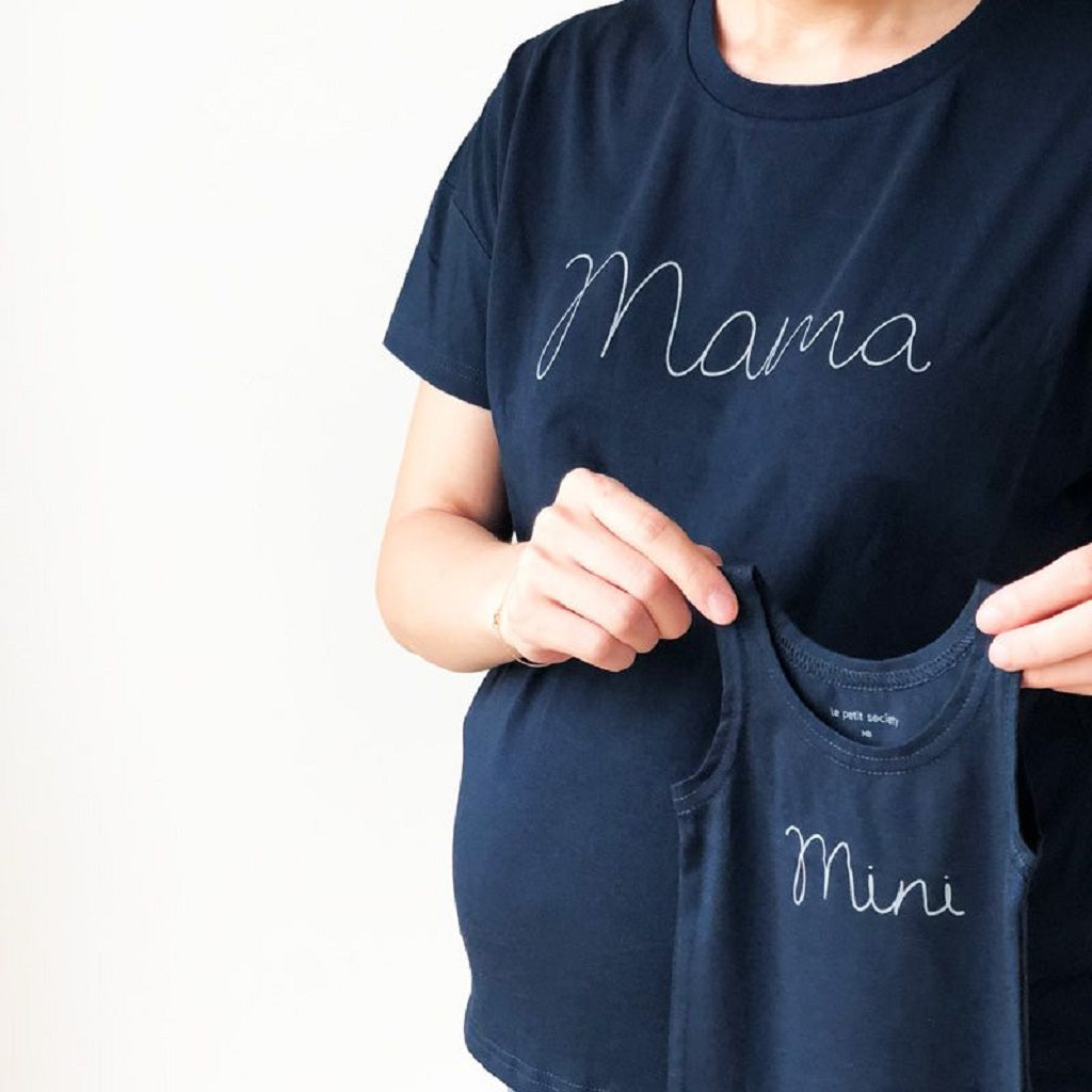 Le Petit Society Mama Tee in Navy
