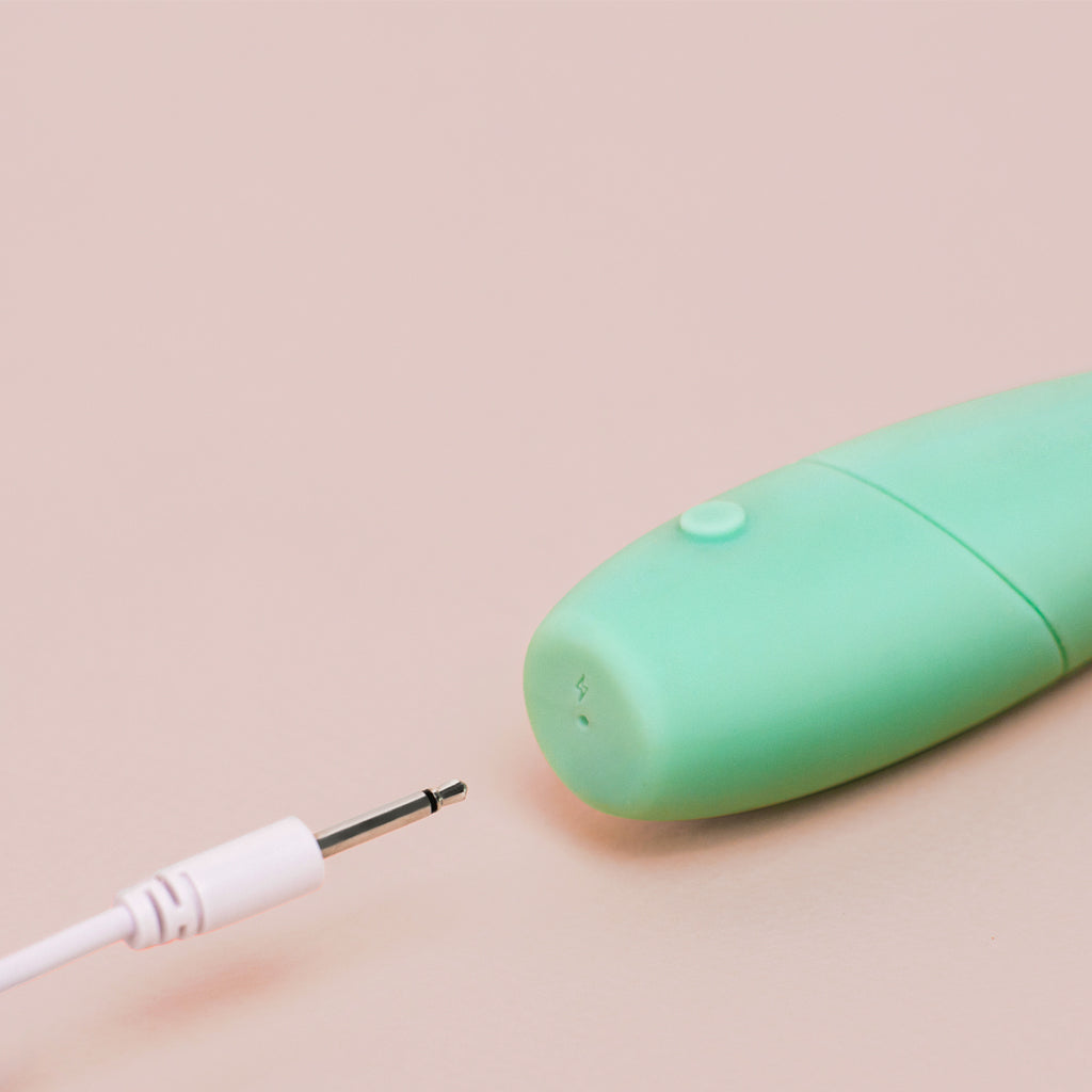 Smile Makers The Whisperer Vibrator